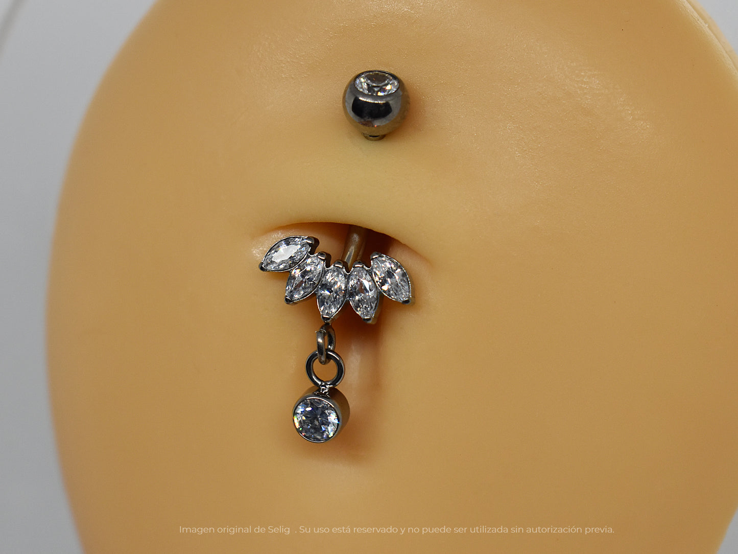 Navel Kebly colgante