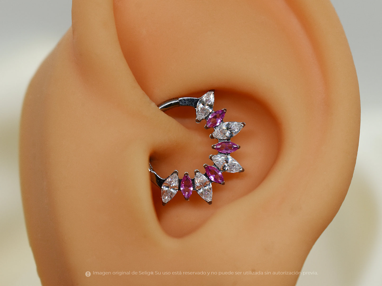 Piercing Lia - Septum/Daith