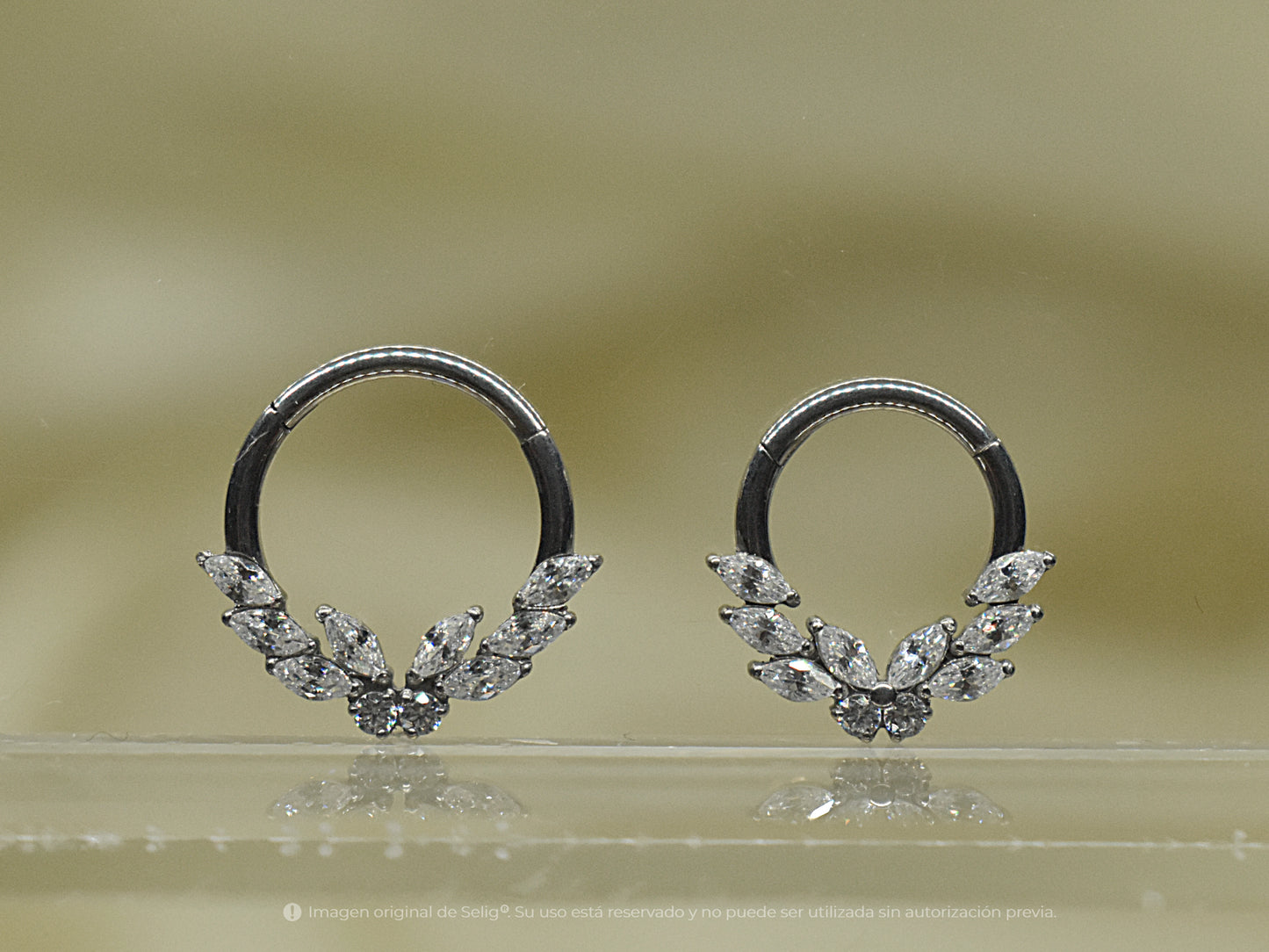 Piercing Butterfly - Septum/Daith