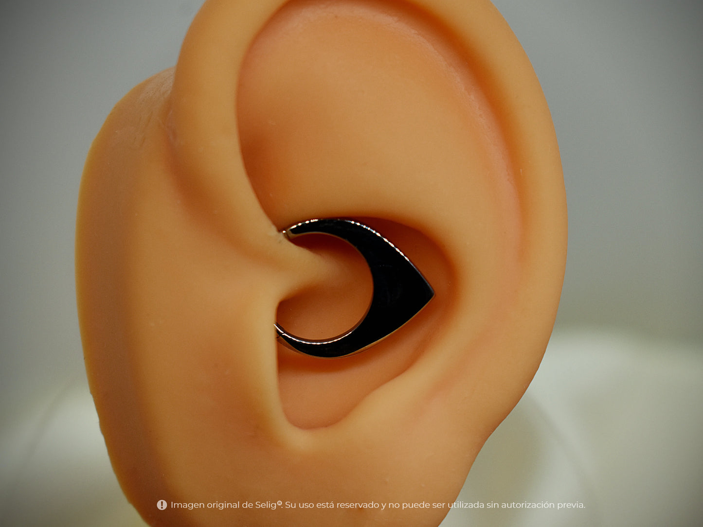 Piercing tip - Septum / Daith