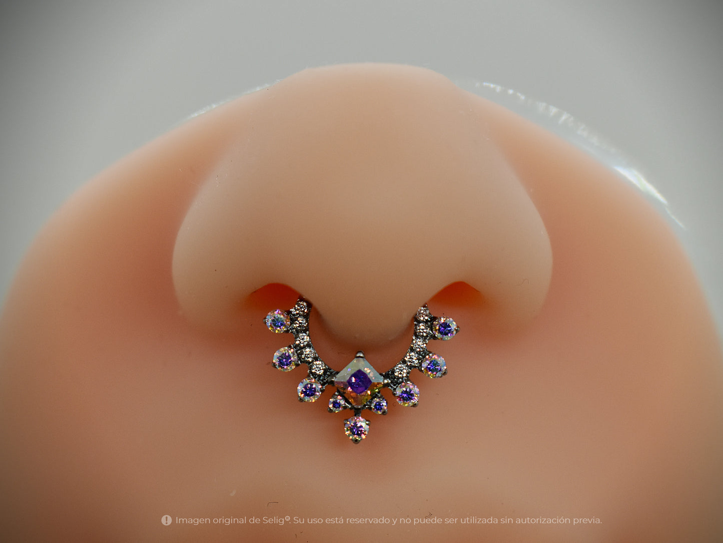 Piercing Tangle - Septum / Daith