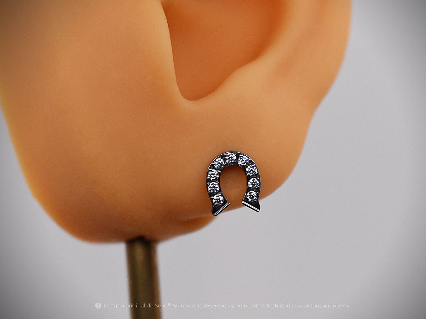 Piercing Herradura - Ear