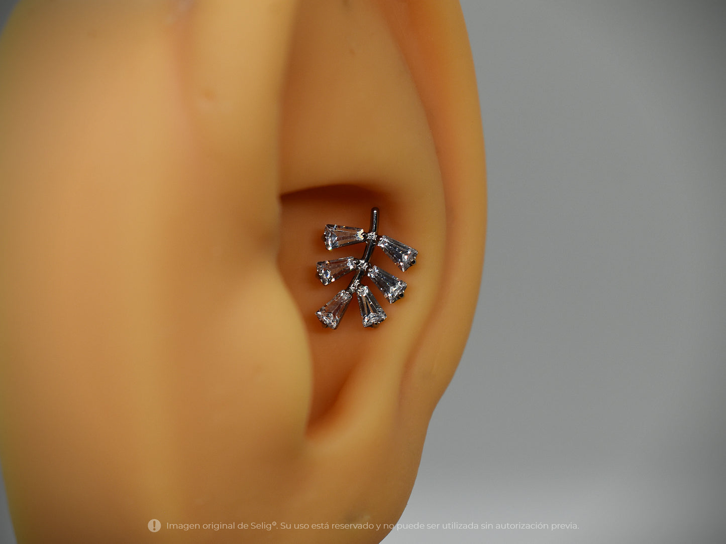 Piercing leaves - Ear