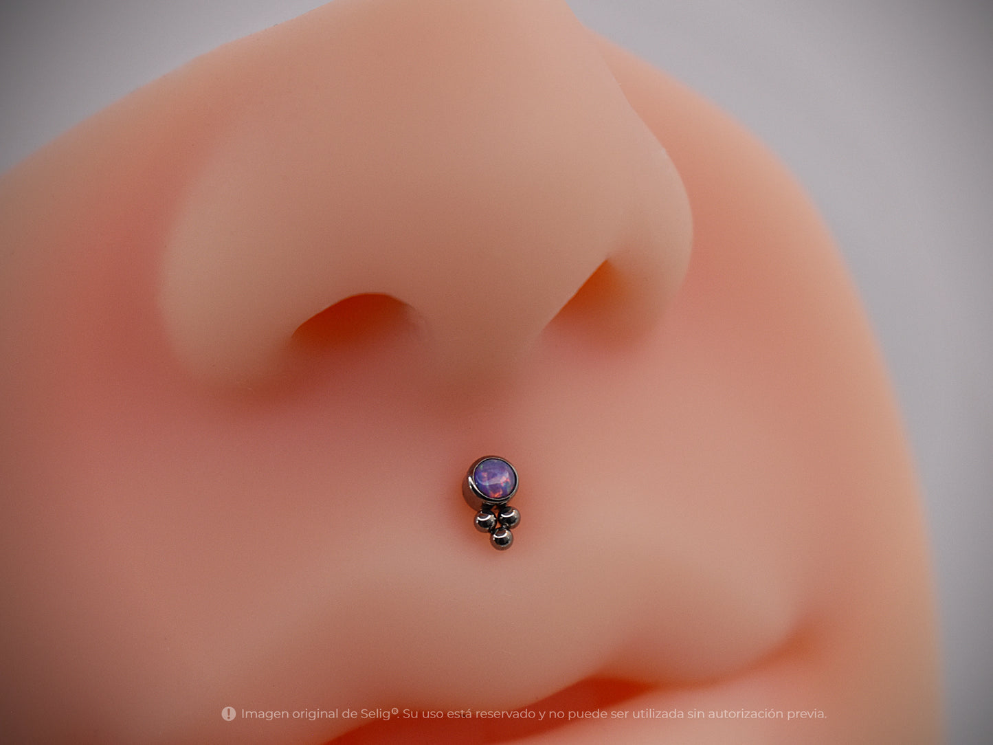 Piercing nuvus II ópalo morado- Medusa