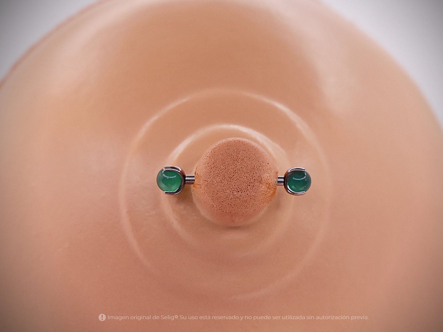 Billar Green, Nipples/tongue
