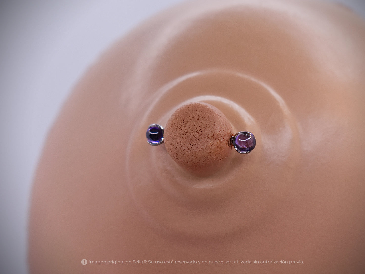 Billar Purple, nipples/tongue