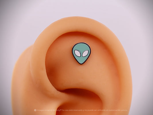 Piercing Ovni - Ear