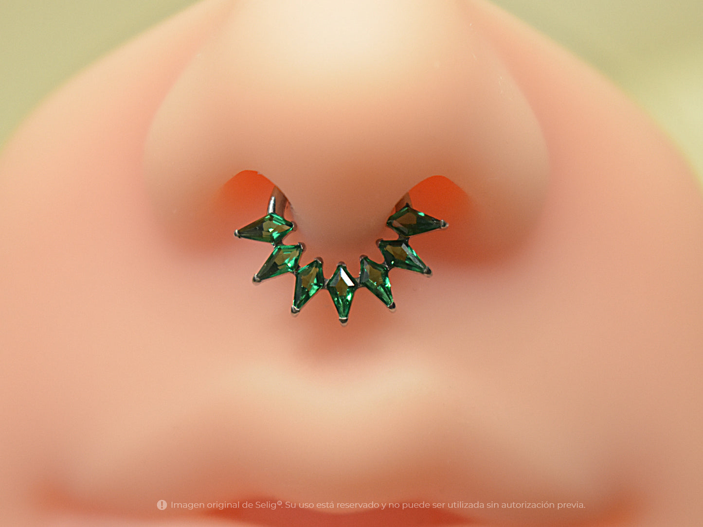 Piercing Esme - Clicker