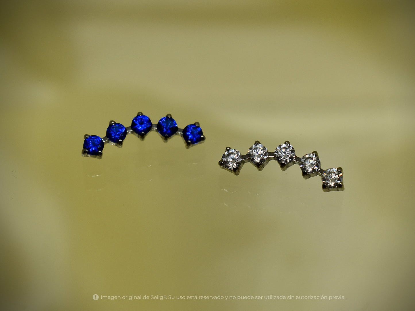 Piercing Bluish - Ear