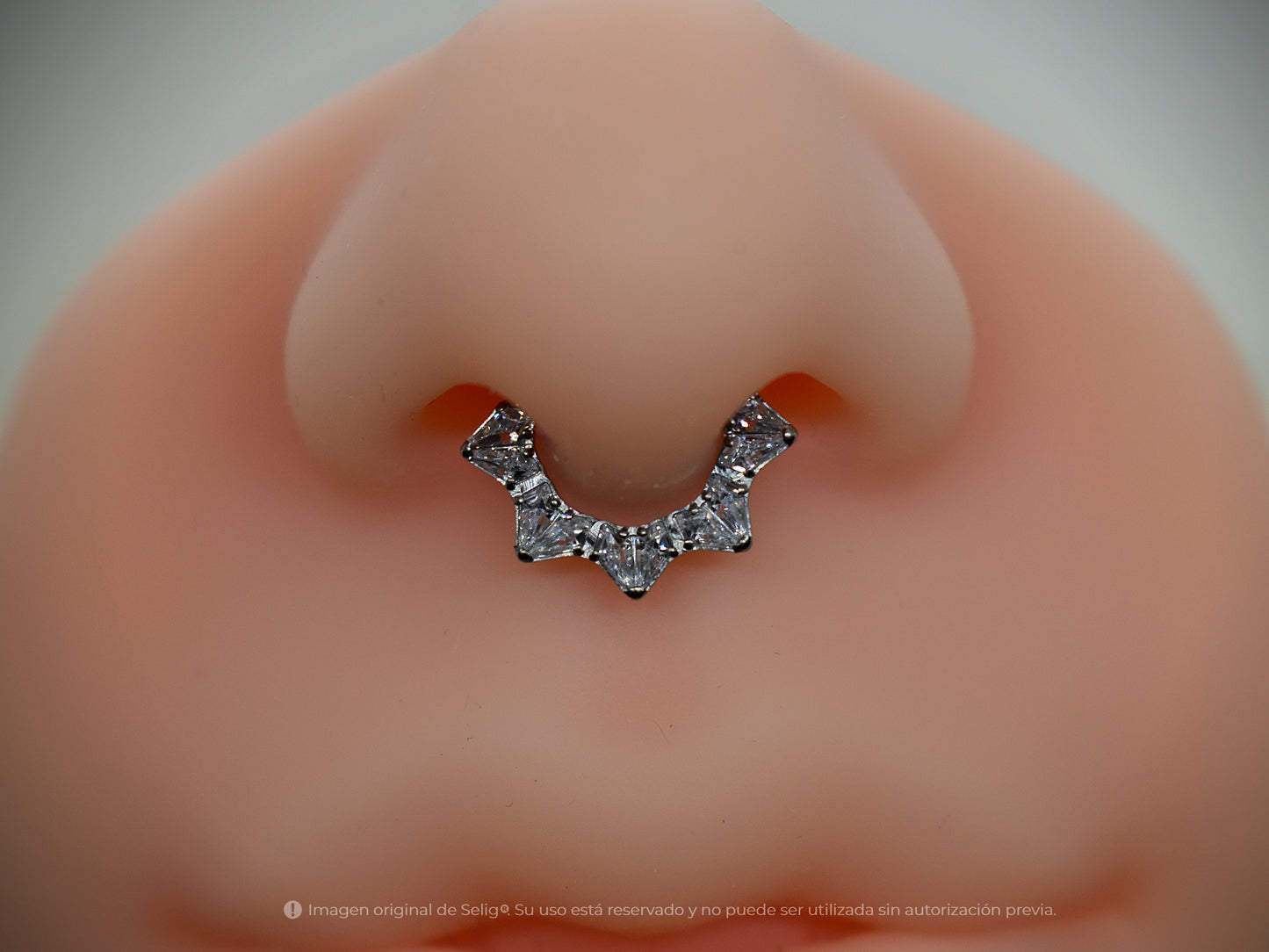 Piercing Canvas White - Septum/Daith