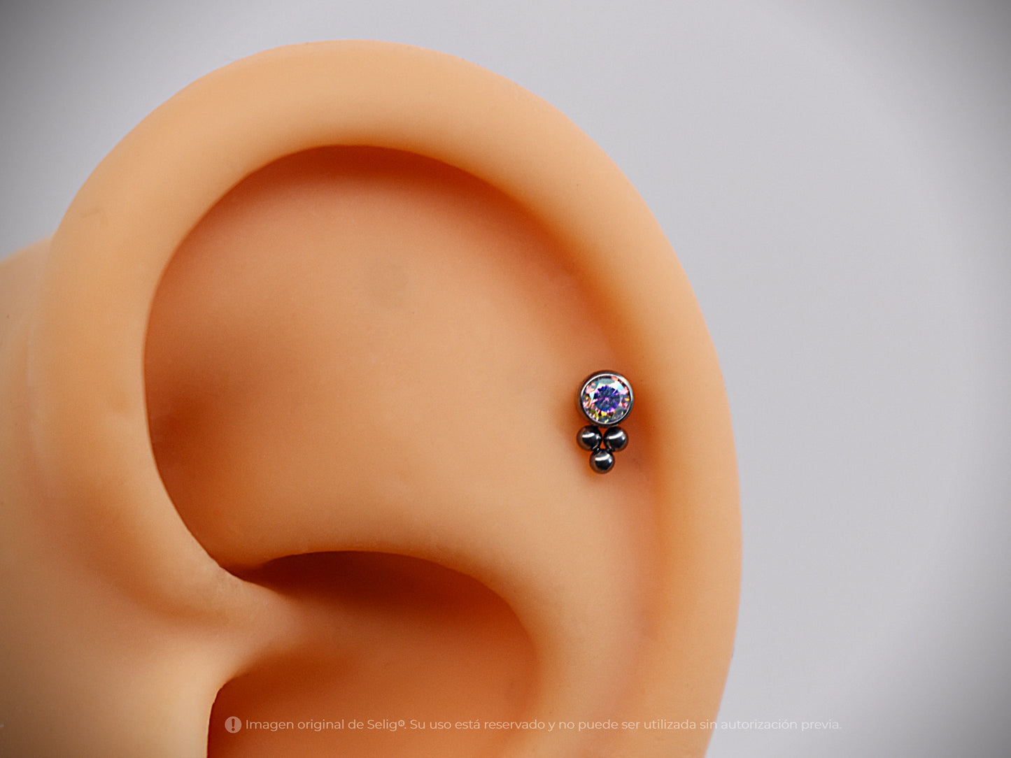 Piercing Dolph D1 - Ear