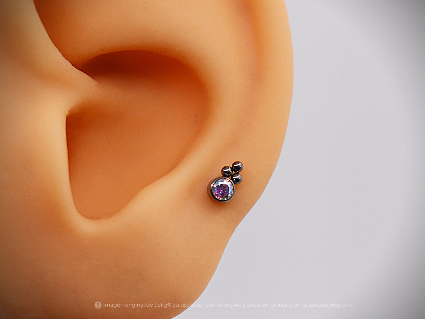 Piercing Dolph D1 - Ear