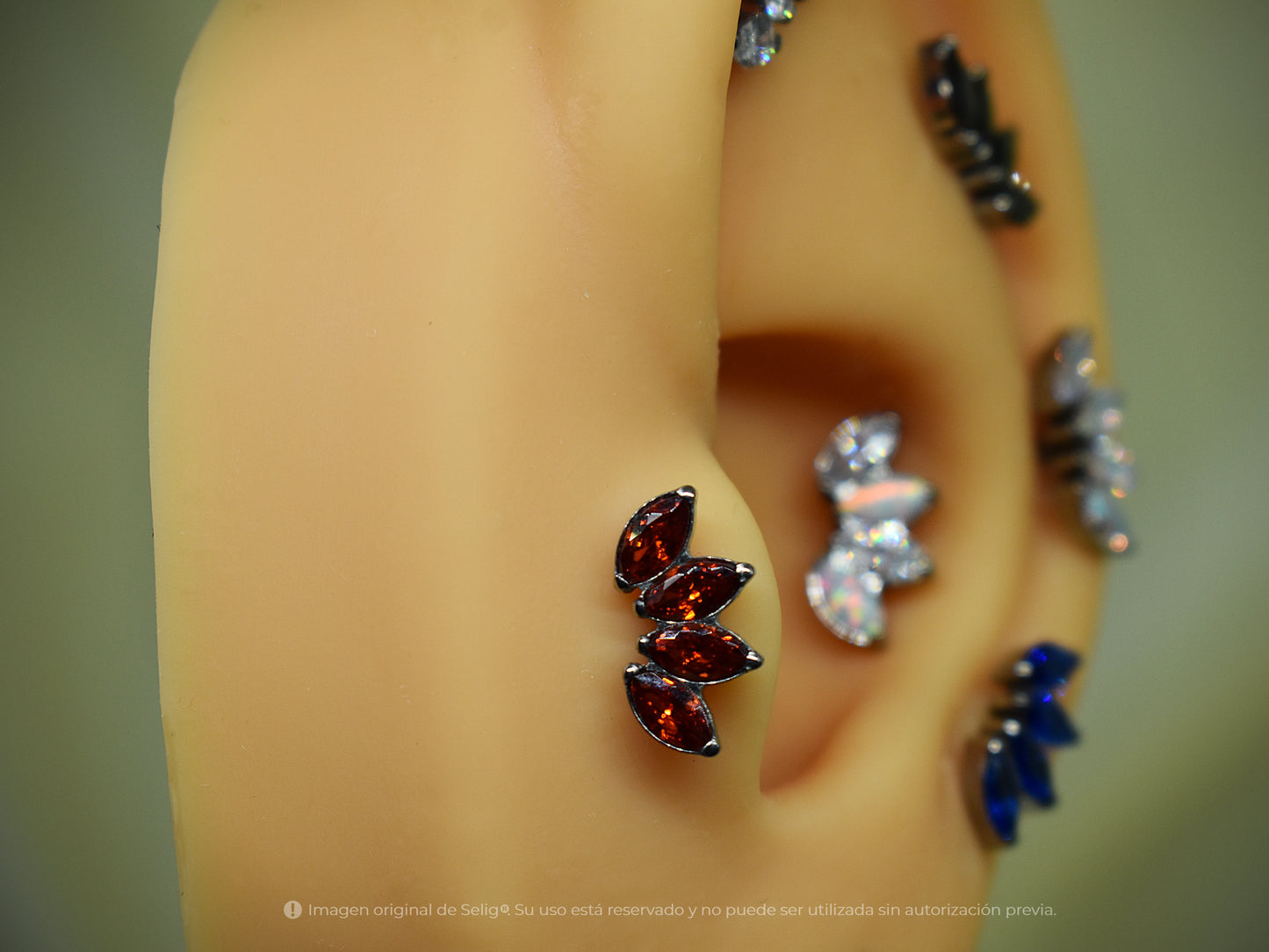 Piercing Meik - Ear
