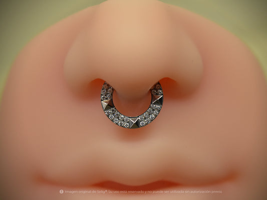 Piercing Light - Septum/Daith