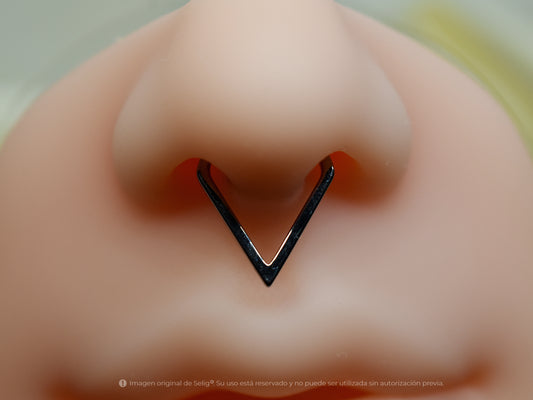 Piercing Pyramid - Septum/Daith