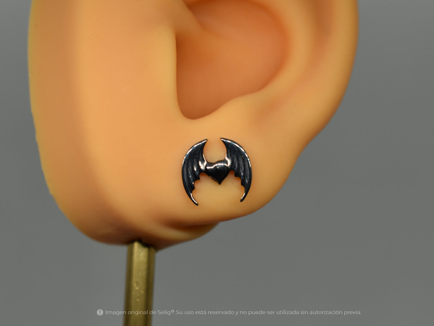 Piercing Alas - Ear
