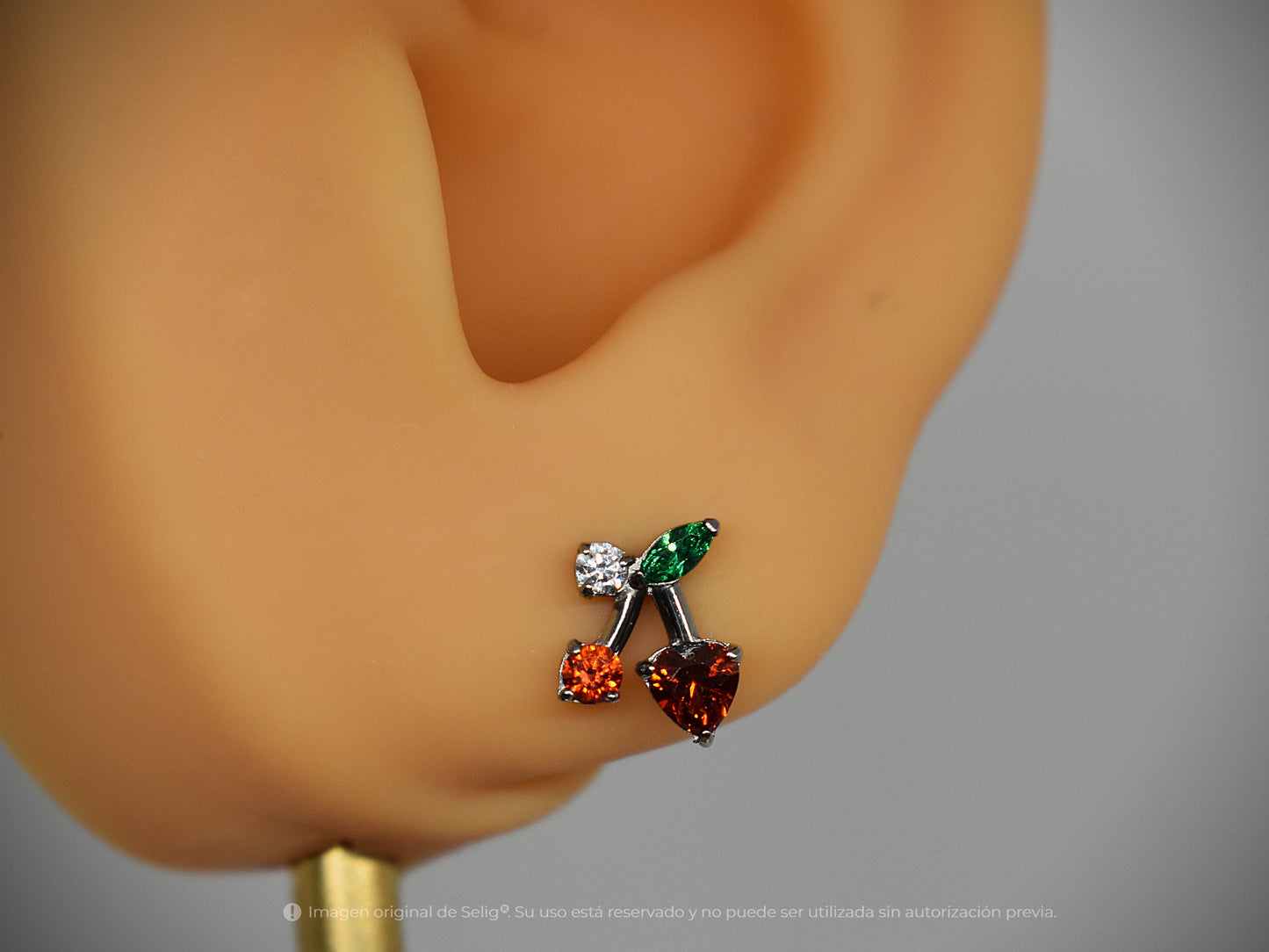 Piercing Cherry - Ear