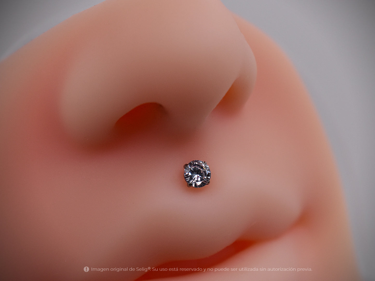 Piercing circones blancos - Medusa