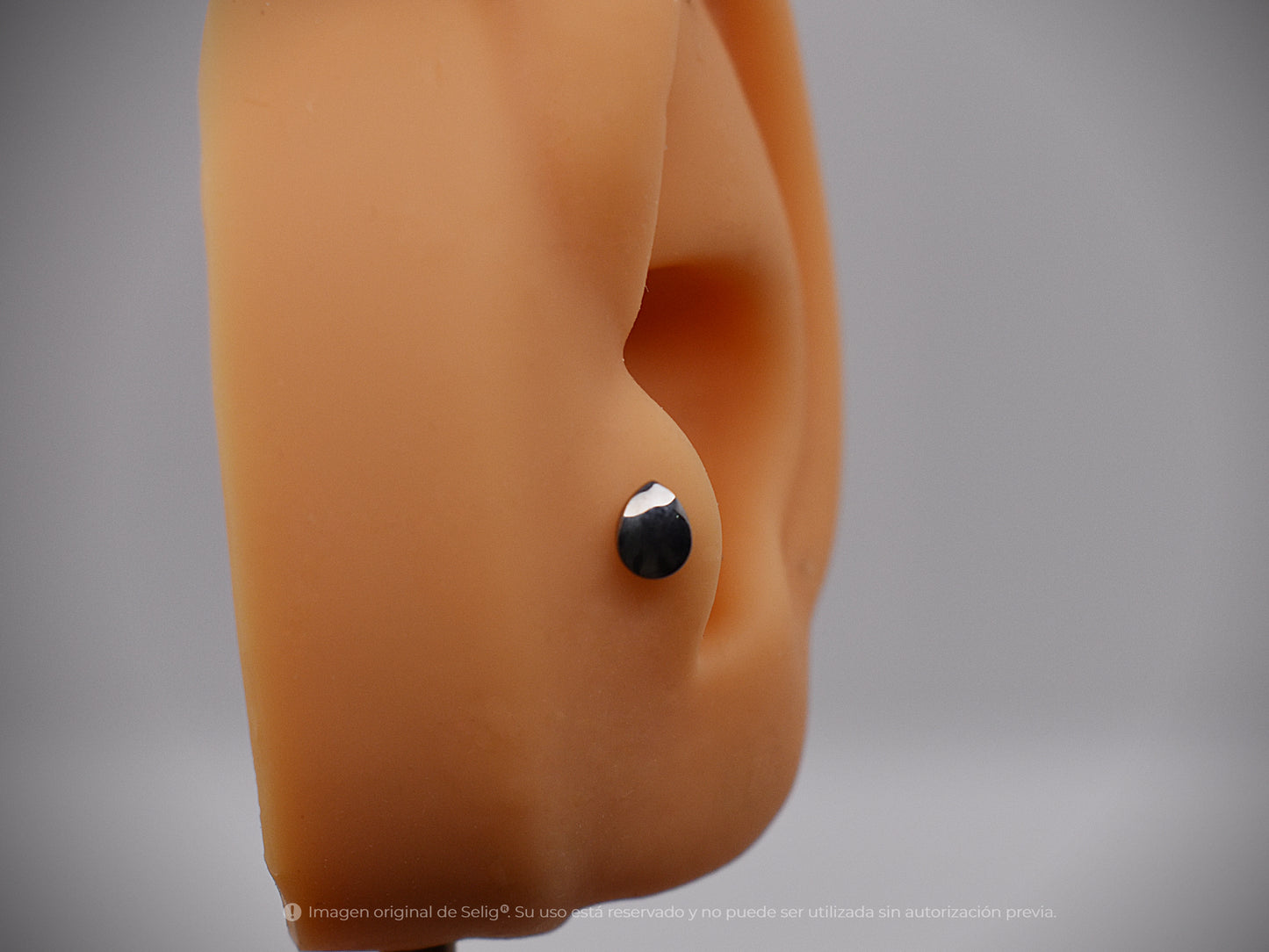 Piercing Goti basic - Ear