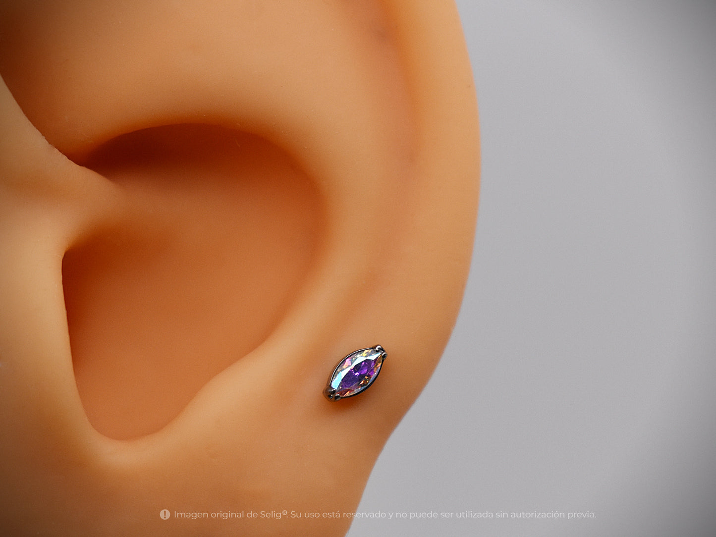 Piercing goti torna - Ear