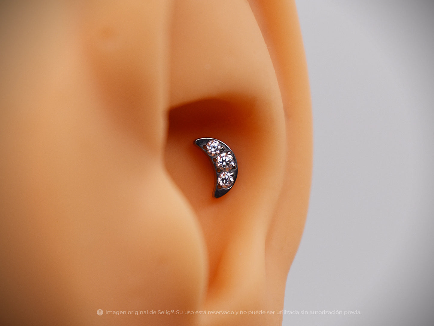 Piercing Luna circones - Ear