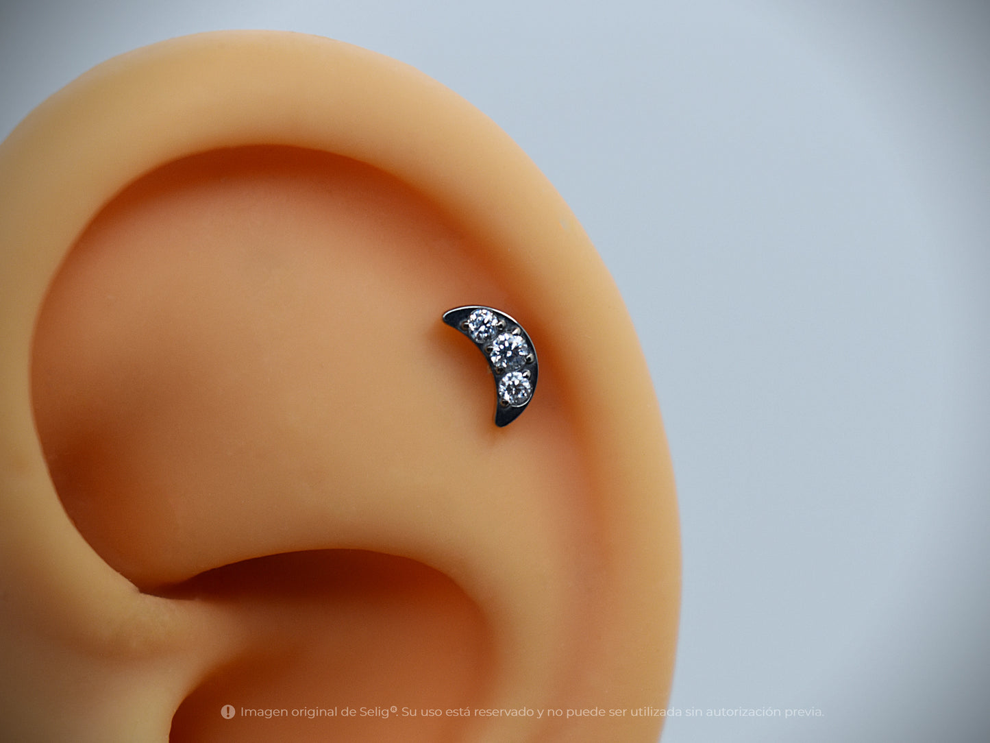 Piercing Luna circones - Ear