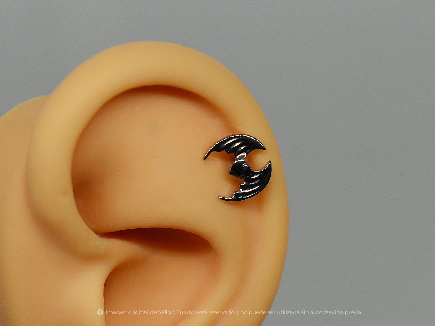 Piercing Alas - Ear
