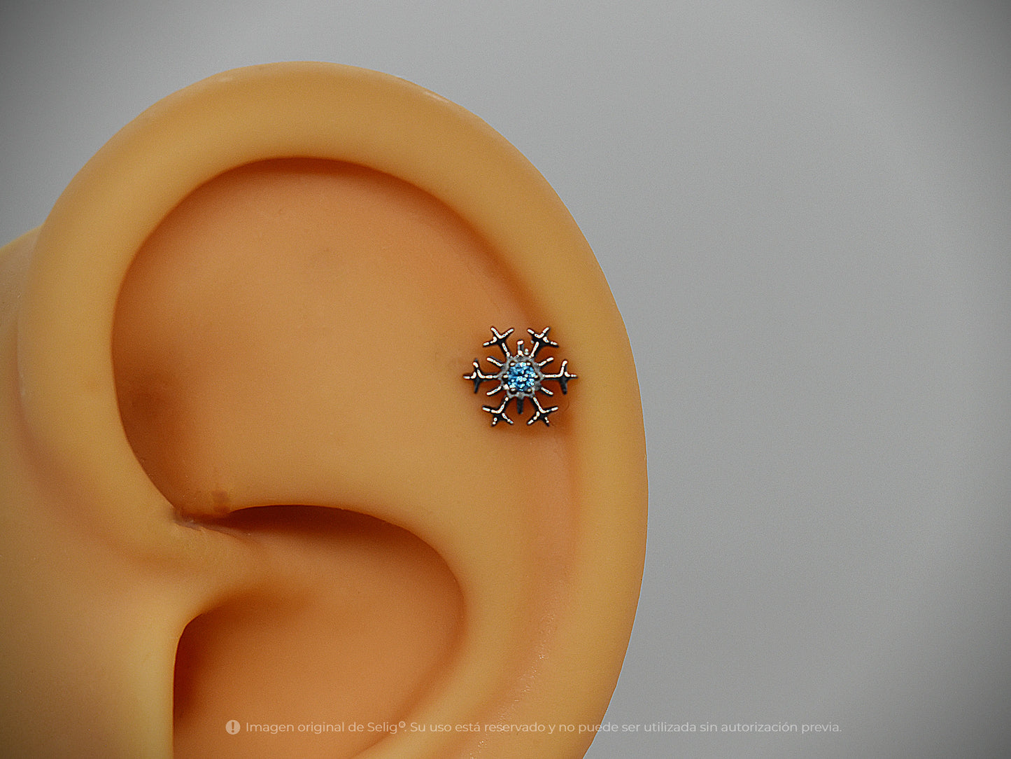 Piercing snowflake - Ear