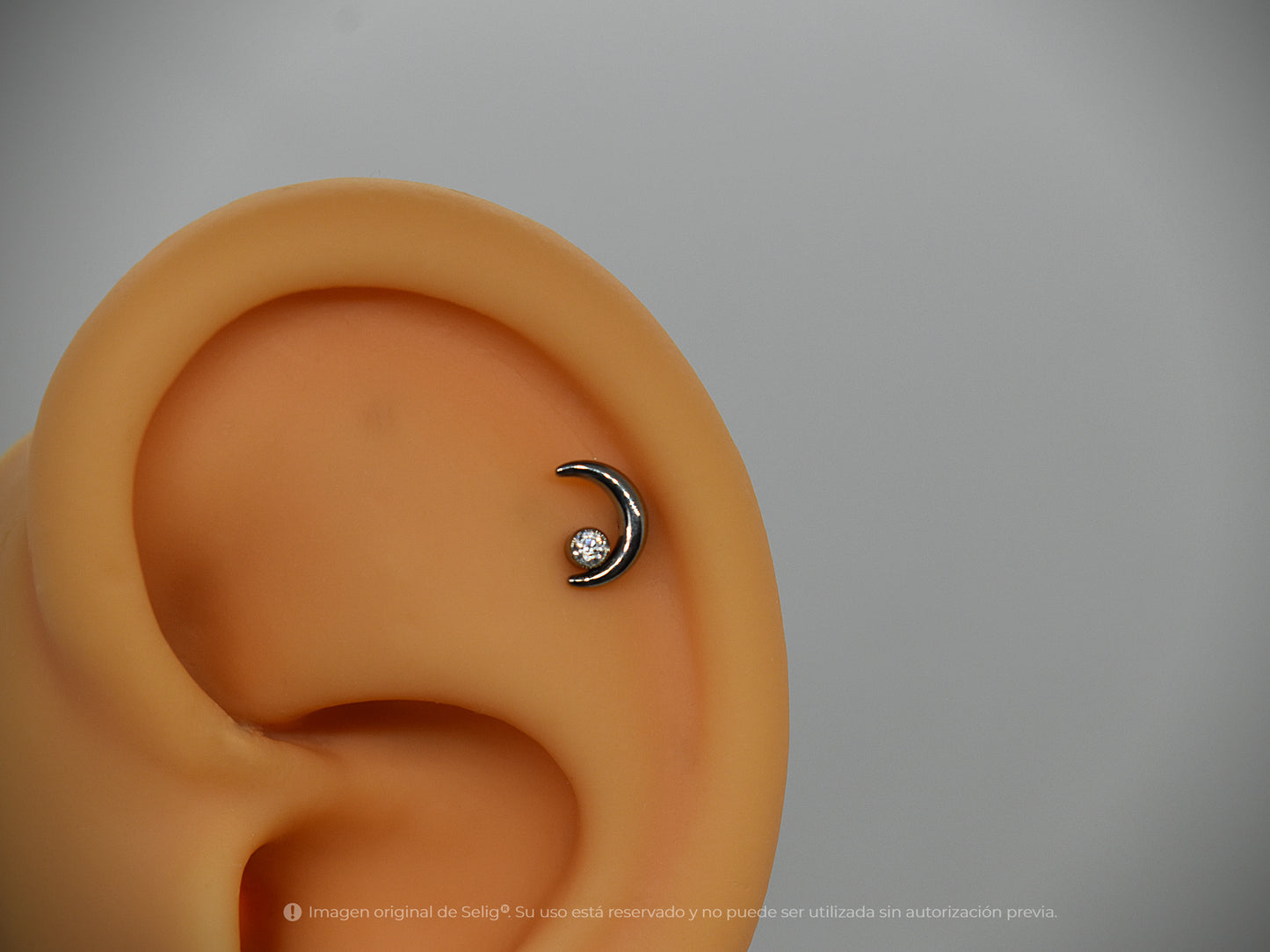 Piercing Moonshine - Ear