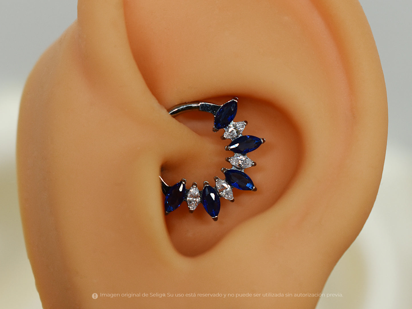 Piercing Lia Blue - Septum/Daith