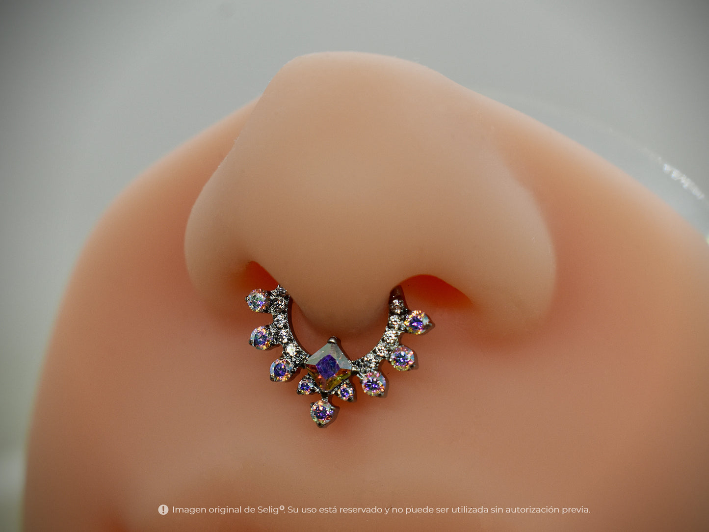 Piercing Tangle - Septum / Daith