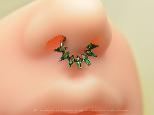 Piercing Esme - Clicker