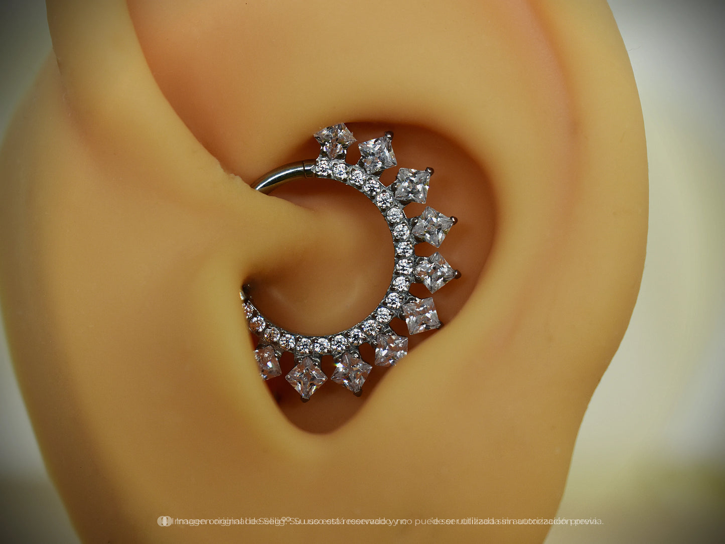 Piercing Square - Septum / Daith