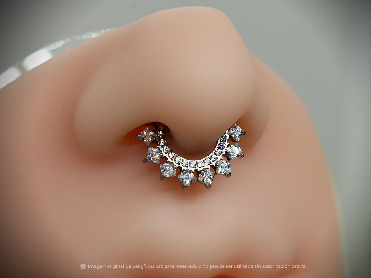 Piercing Square - Septum / Daith