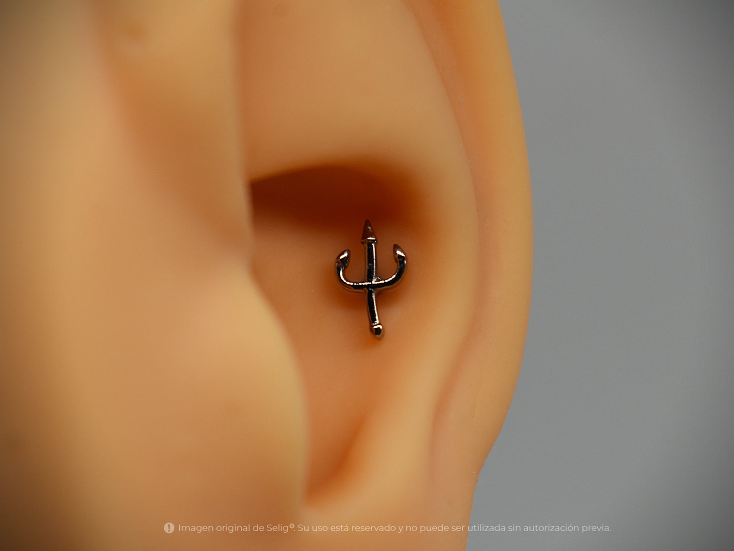 Piercing Trident - Ear