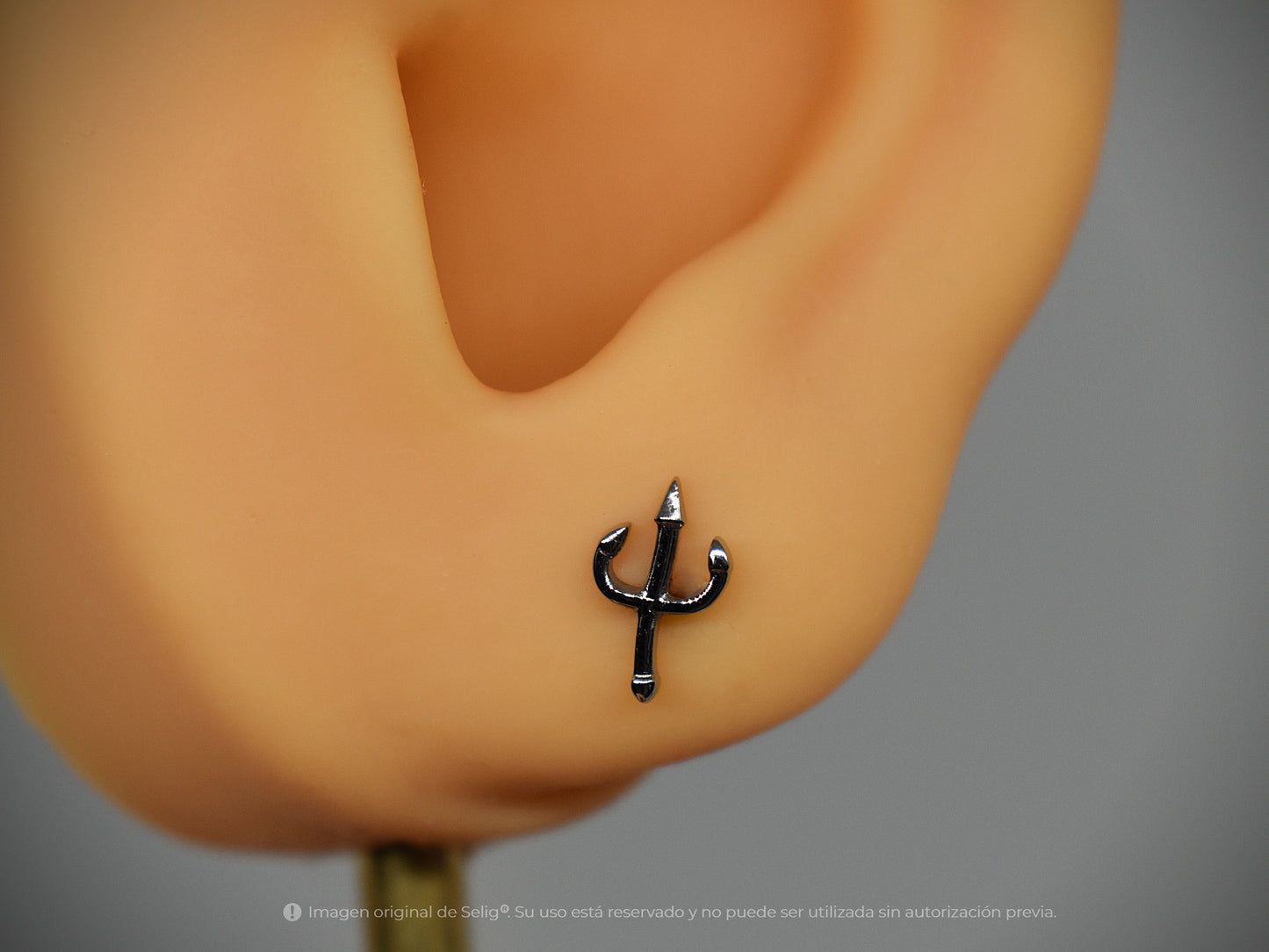 Piercing Trident - Ear